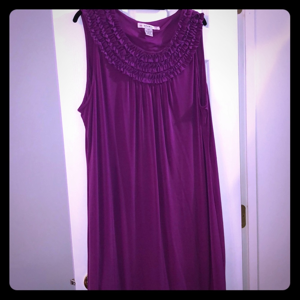 18w dress worn once basically still new! Magenta